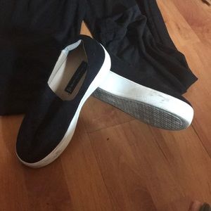 Steven by Steve Madden flatform tennis shoe